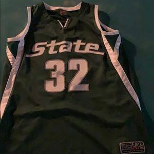 MSU jersey #32